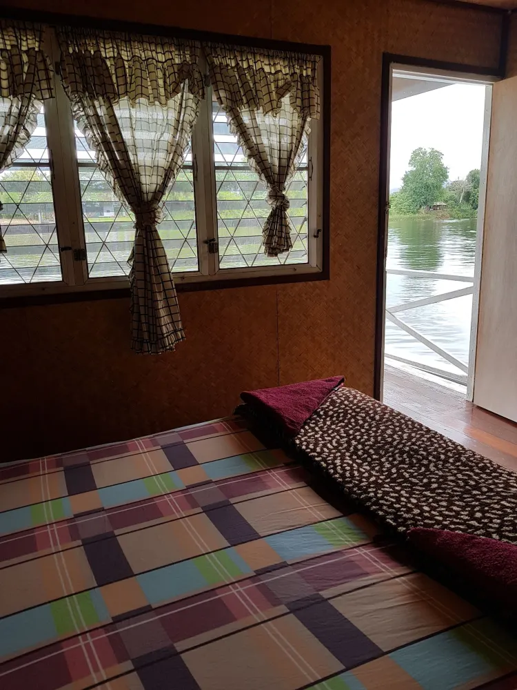 ห้องแพพร้อมพัดลม