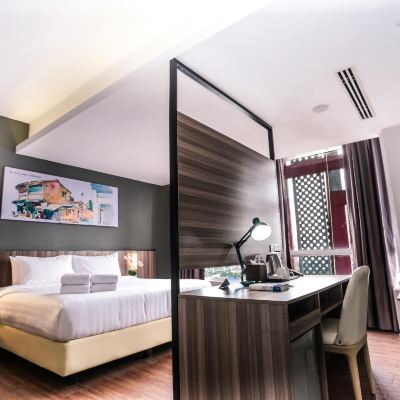 Suite Grand Deluxe King  Kupon Days Hotel and Suites Fraser Business Park KL