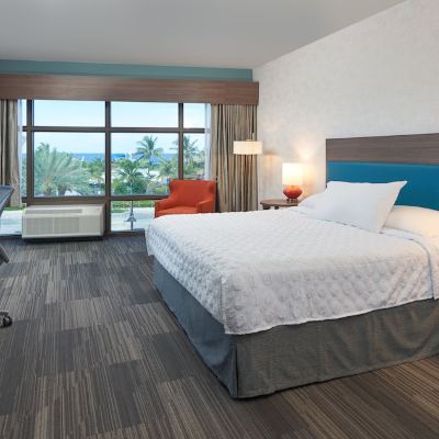 Ocean View King and Queen bed Two Bedroom Suite with Balcony