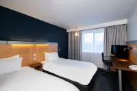 Holiday Inn Express LEEDS - CITY CENTRE by IHG