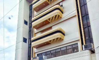 PHELA GRANDE HOTEL - Housity