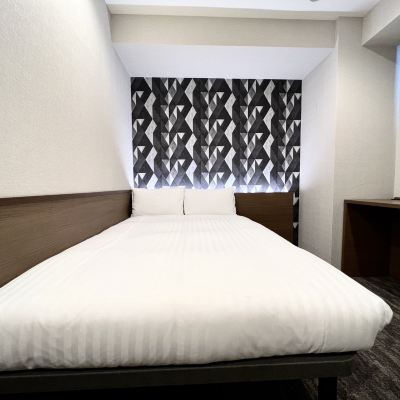 Executive Semi-Double Room, Non-Smoking (Executive Simmons Bed ) KIN HOTEL Promo Code