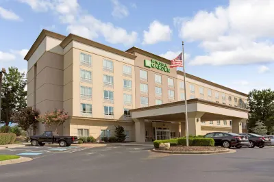 Wyndham Garden Duluth Hotel a 