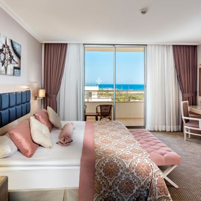 Standard Room Miracle Resort Hotel Promo Code