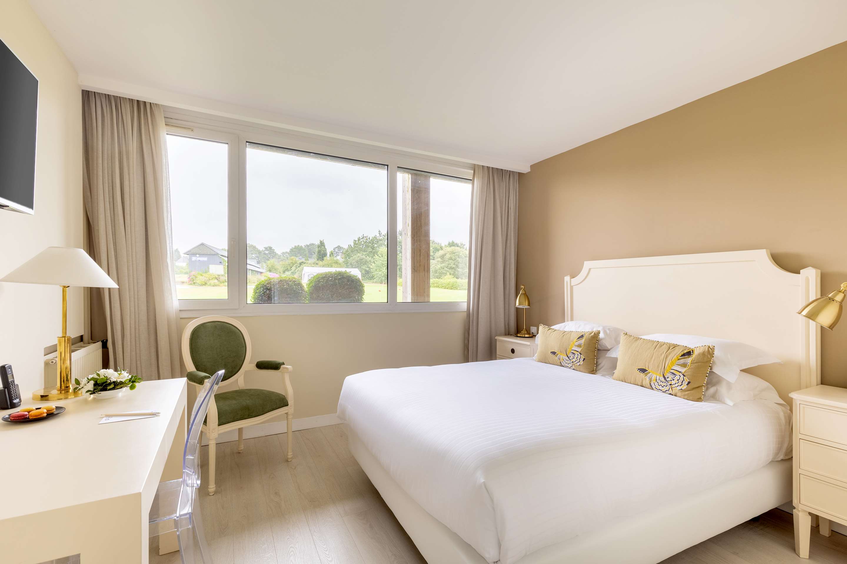 经典园景房 - 带1张大床 - 带迷你酒吧 - 禁烟