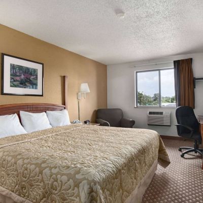 King Room- Non-Smoking Super 8 by Wyndham Canton/Livonia Area Promo Code
