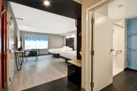 Tru by Hilton Chicopee Springfield Hotels in 