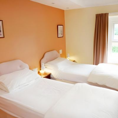 Twin Room, Ensuite (Shower over Bath) The Trout Inn Promo Code