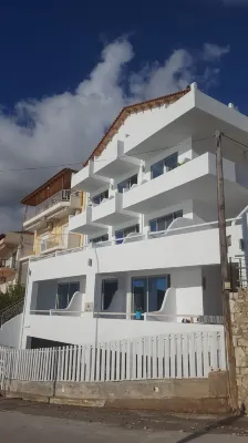 GEO & Art Boutique Hotel Himara