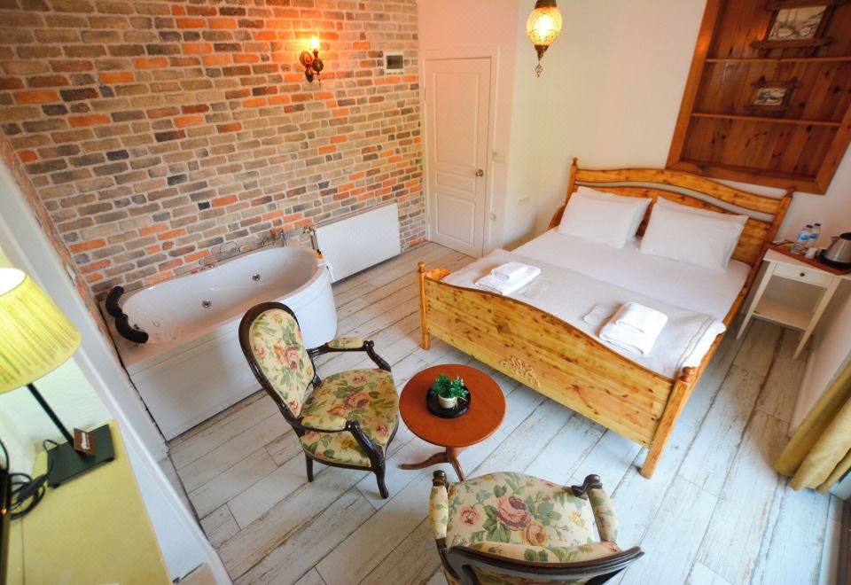 Jakuzili Ve Somineli豪华房