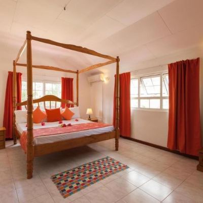 Superior Room Villa Confort Promo Code