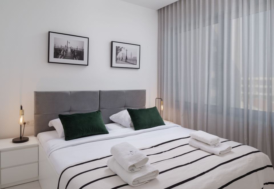 海景三卧室公寓