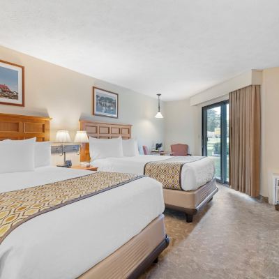 2 Queens, Clover Meadowmere Resort Promo Code