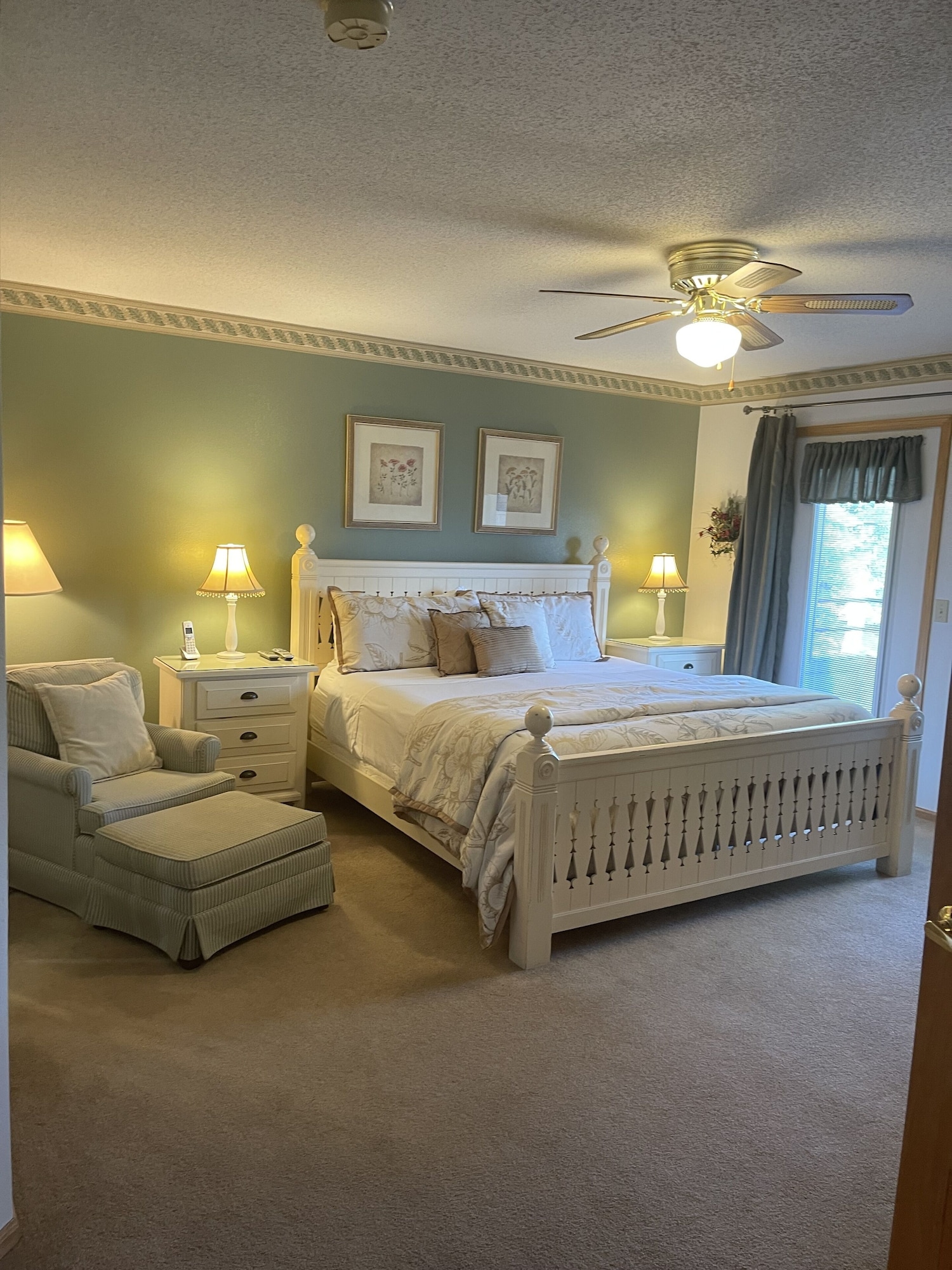 Premium Condo, 2 Bedrooms, 2 Bathrooms (Jacuzzi Tub in Master Bath)