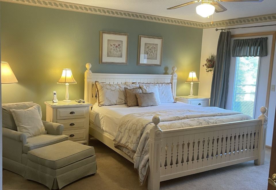 Premium Condo, 2 Bedrooms, 2 Bathrooms (Jacuzzi Tub in Master Bath)