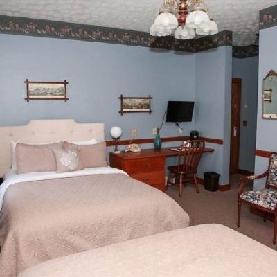 Classic Double Room Hotel Millersburg Promo Code