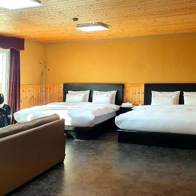 대형 패밀리 침대 펜션 룸 신라가족호텔 쿠폰