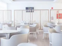 普拉亞藍海大飯店 薩科馬住宿飯店