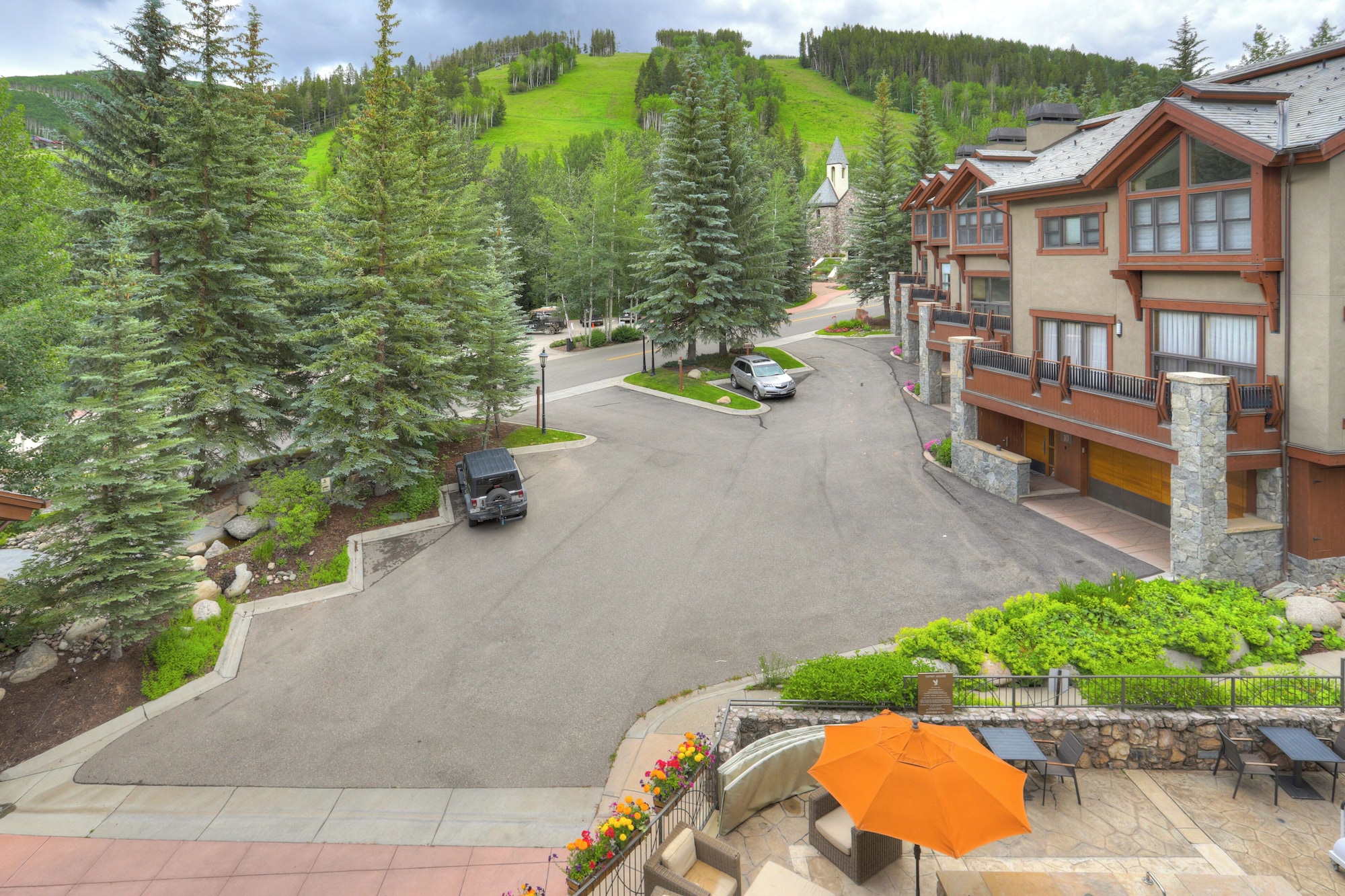 The Osprey at Beaver Creek, a RockResort高级特大床房