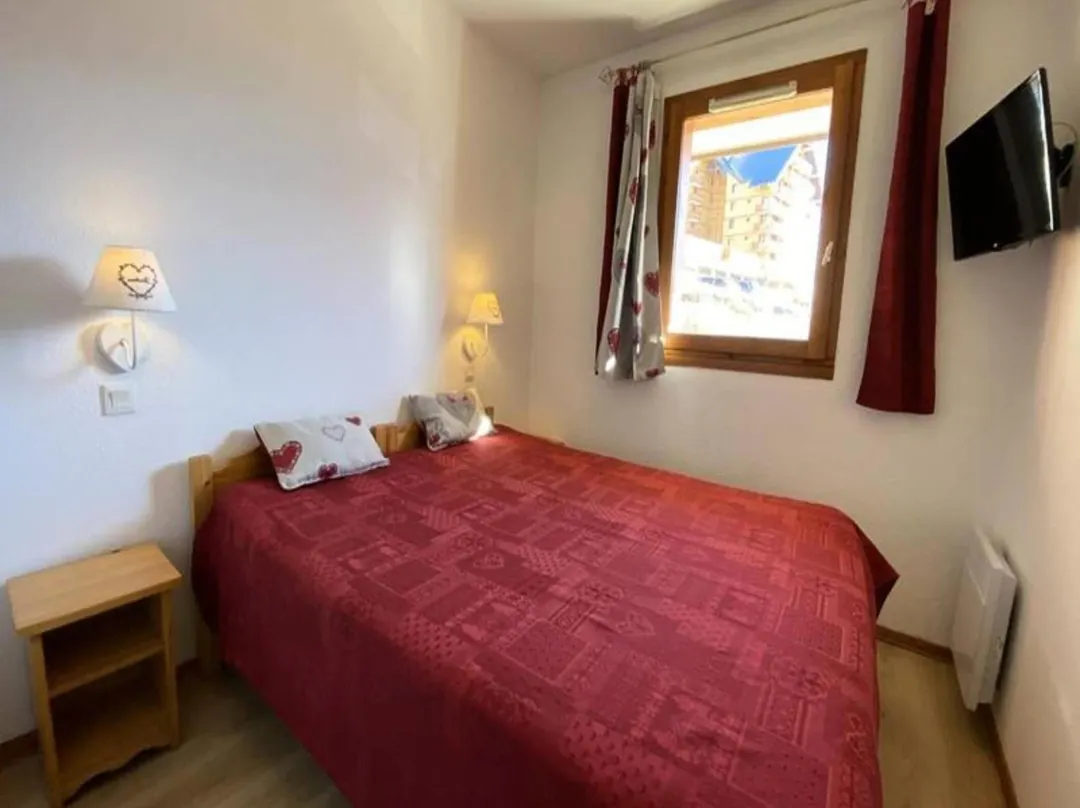 Apartment In France With Ski-in/ski-out Access - Les Deux Alpes