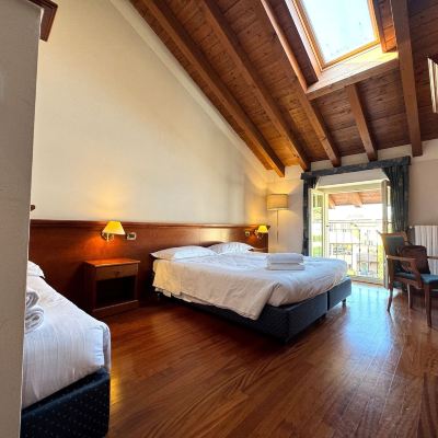 Deluxe Double Room, 1 King Bed with Sofa Bed, Tower Centro Paolo VI Promo Code