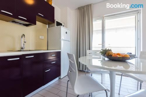 一卧室公寓（带阳台）