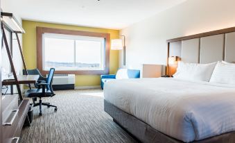 Holiday Inn Express & Suites Madison