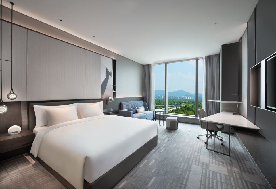 Crowne Plaza HANGZHOU SCIENCE CITYModern Business Room (Double Bed)