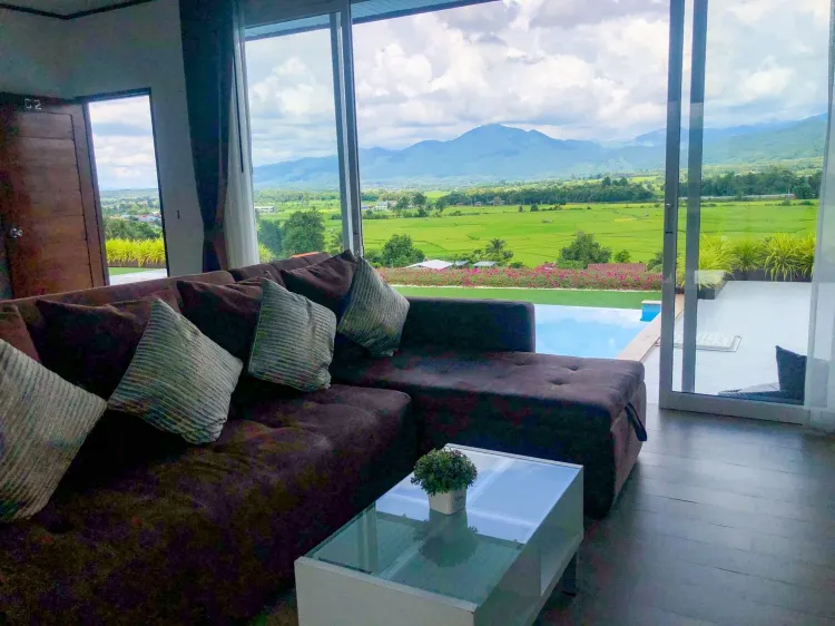 ดีลักซ์สวีท-ริมสระน้ำ