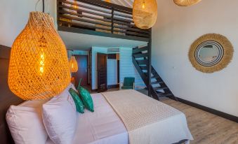 Love Boutique Hotel - Housity