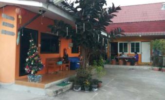 Baan Din Baramee Resort