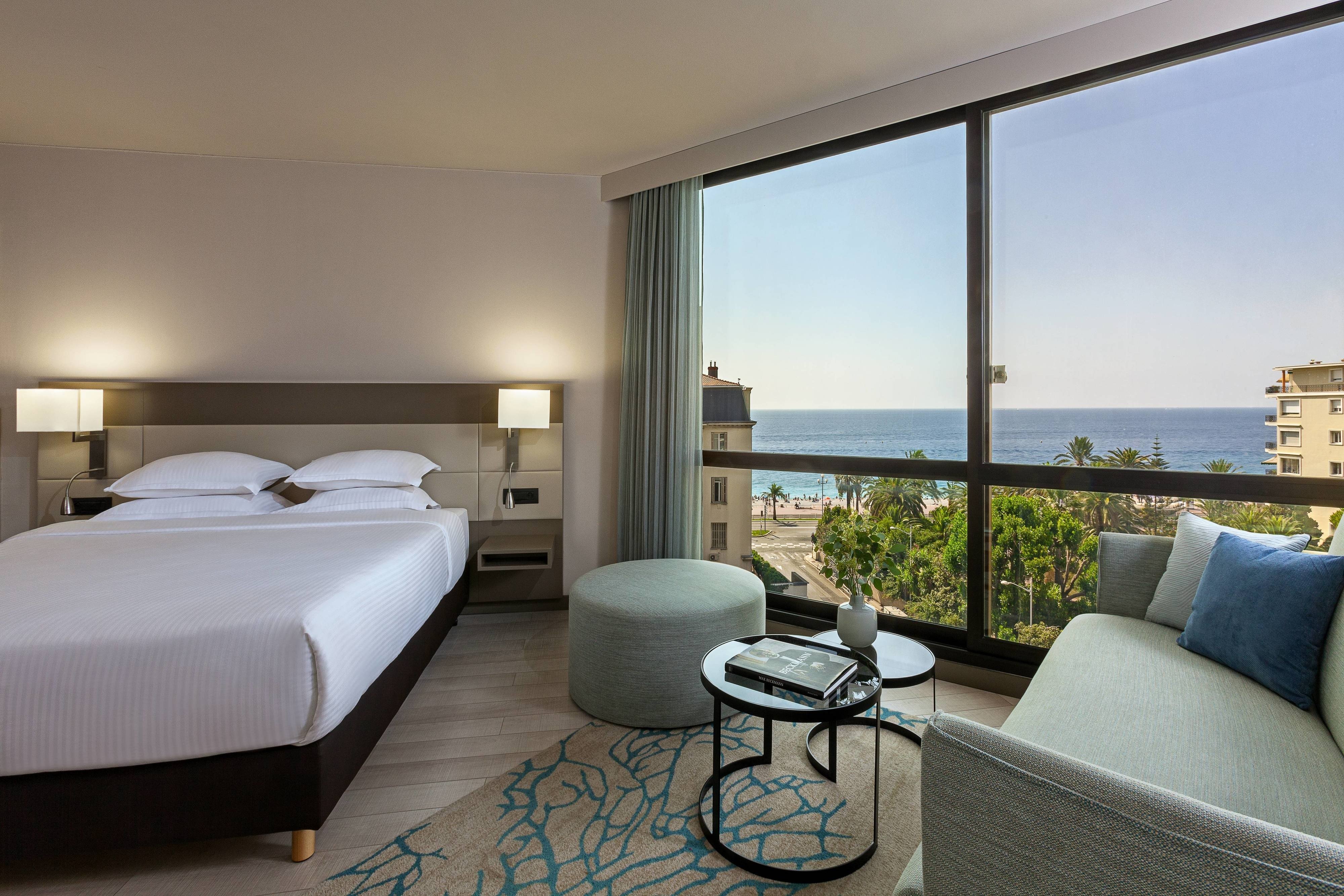 部分海景精致双人床套房