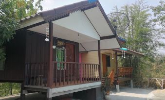 Bung Lung Resort