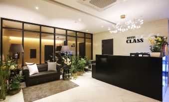 Hotel Class - Housity