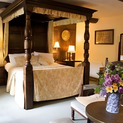 Double Room, Ensuite (the Elizabethan Room) Compton House Promo Code