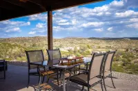New mountain top retreat w/ 270° stunning views