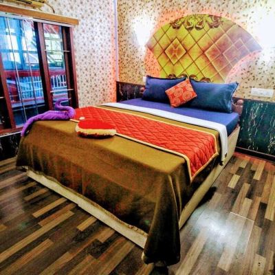 Deluxe Room in A Houseboat Kerala House Boats Promo Code