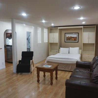 Premium Studio Suite, Kitchen, Courtyard Area King Frederik Inn Promo Code