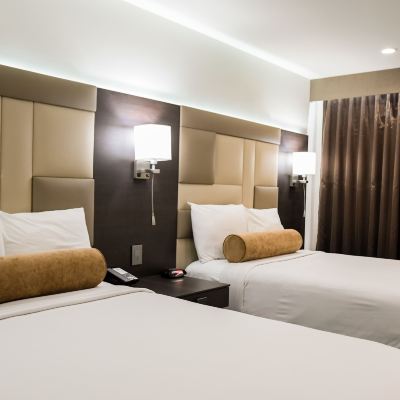 Deluxe Room, 2 Double Beds, Accessible Hotel Xilo Glendale Promo Code