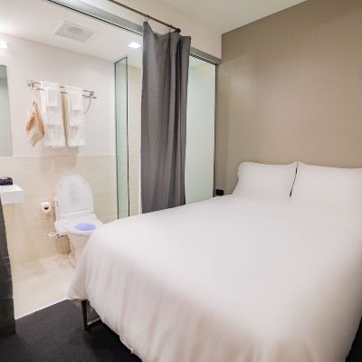 The Smallest Room In Dallas Sova Micro-Room & Social Hotel Promo Code