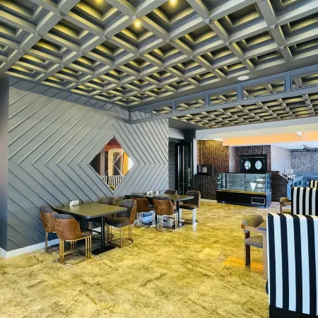 El Baboos Hotel