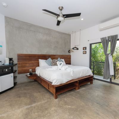 Luxury Room, 1 King Bed, Balcony (Tub Room) Playa de Sala Promo Code
