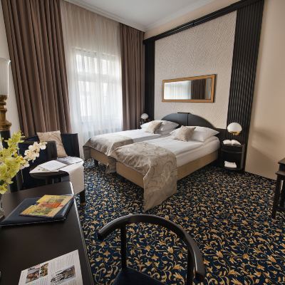 商務雙人或雙床間 埃斯普里特皇家酒店優惠