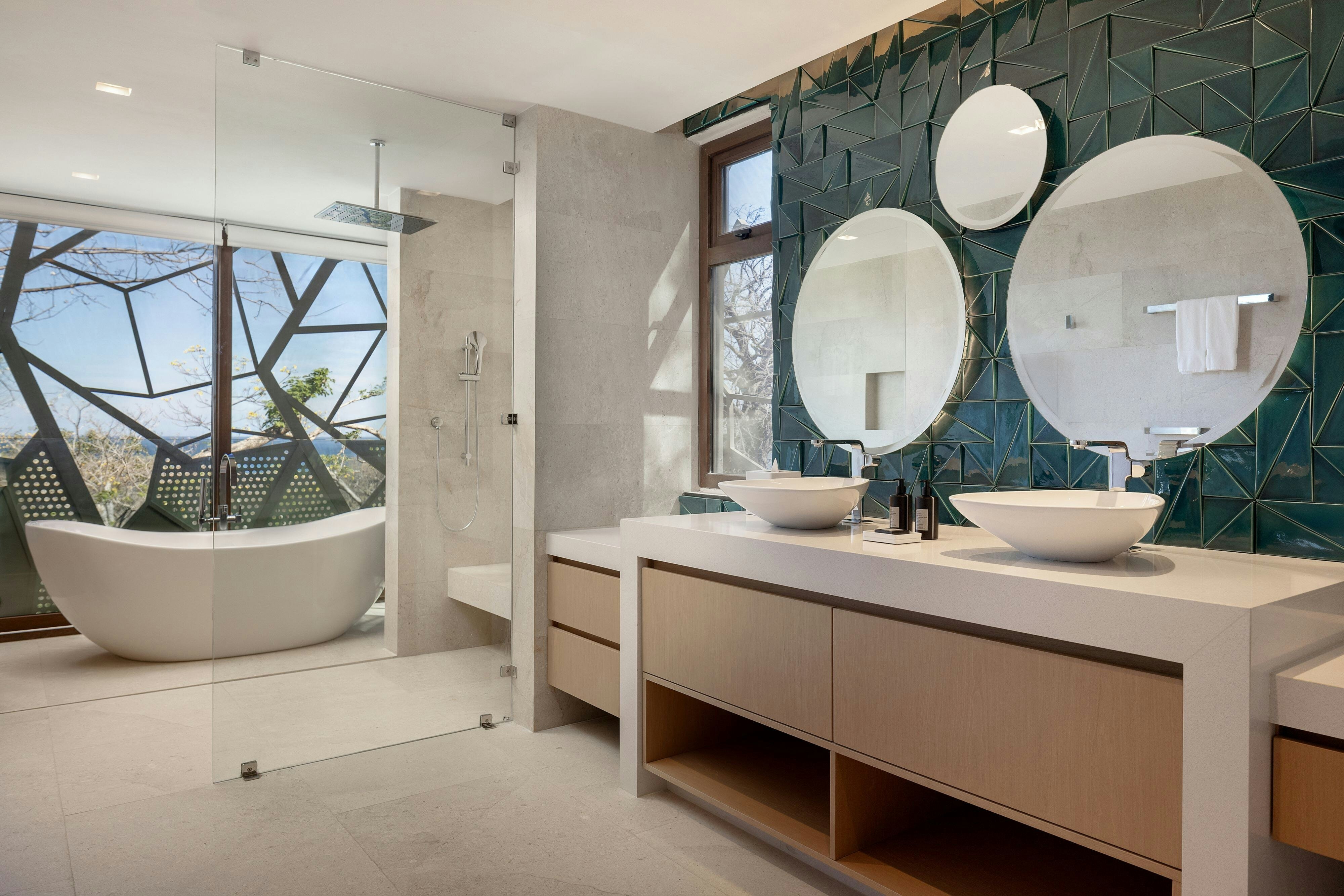 三床房公寓， 海景， 私人泳池