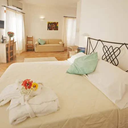 BUE Marino Hotel & Rooftop Bar Отели в г. Доргали