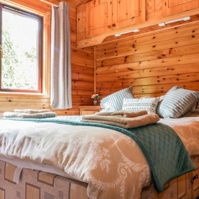 Cottage Oak Lodge Promo Code