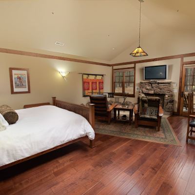 Romance Cabin FivePine Lodge Promo Code