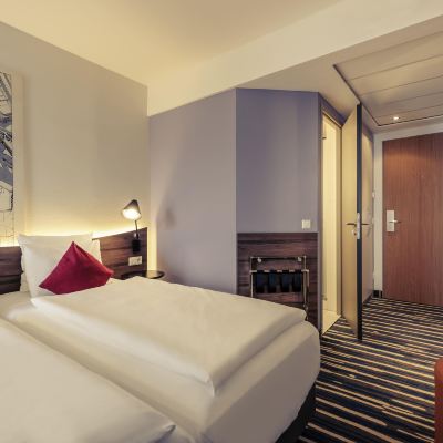 Standard Double Room Mercure Hotel Hamburg Mitte Promo Code
