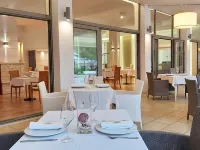 Akrogiali Exclusive Hotel (Adults Only) Hotels in Políkhronon