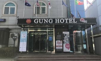 Gung Hotel